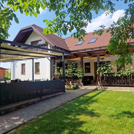 Pri Storklji Hotell Moravske-Toplice Eksteriør bilde