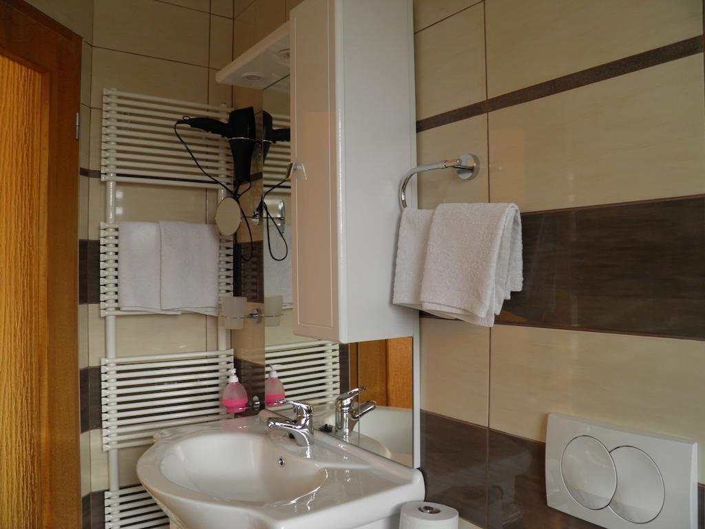 Pri Storklji Hotell Moravske-Toplice Rom bilde