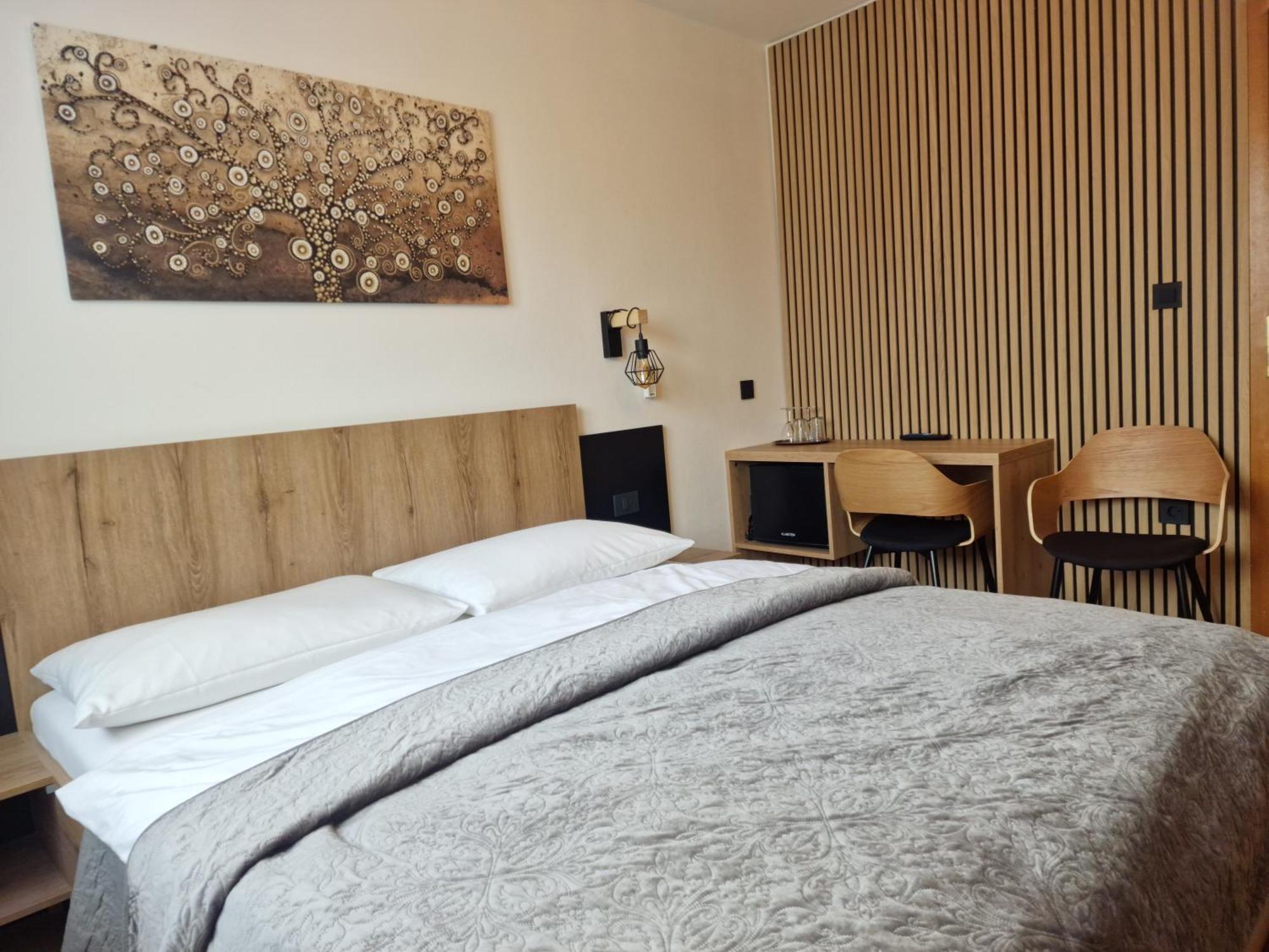 Pri Storklji Hotell Moravske-Toplice Eksteriør bilde